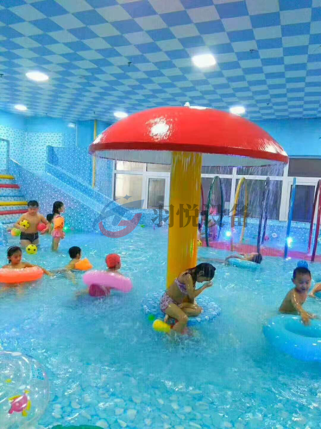 300平米恒温水上乐园