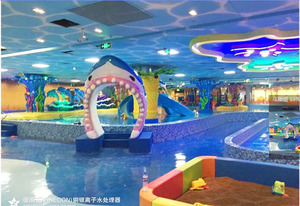室内水上乐园